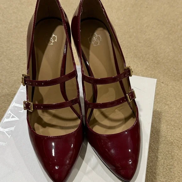 Ann Taylor Maroon Patent Leather Heels - Picture 6 of 6
